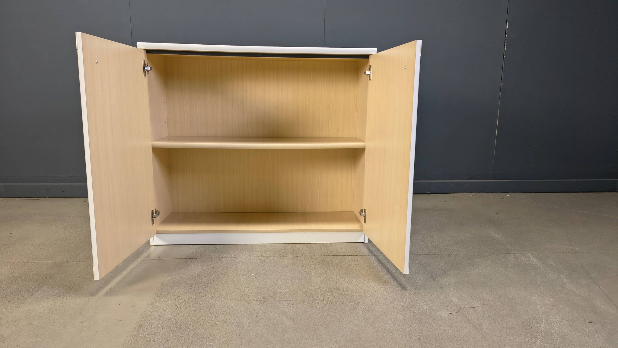 Hollywood regency style cabinet, 1980s