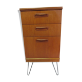 Vintage chest of drawers