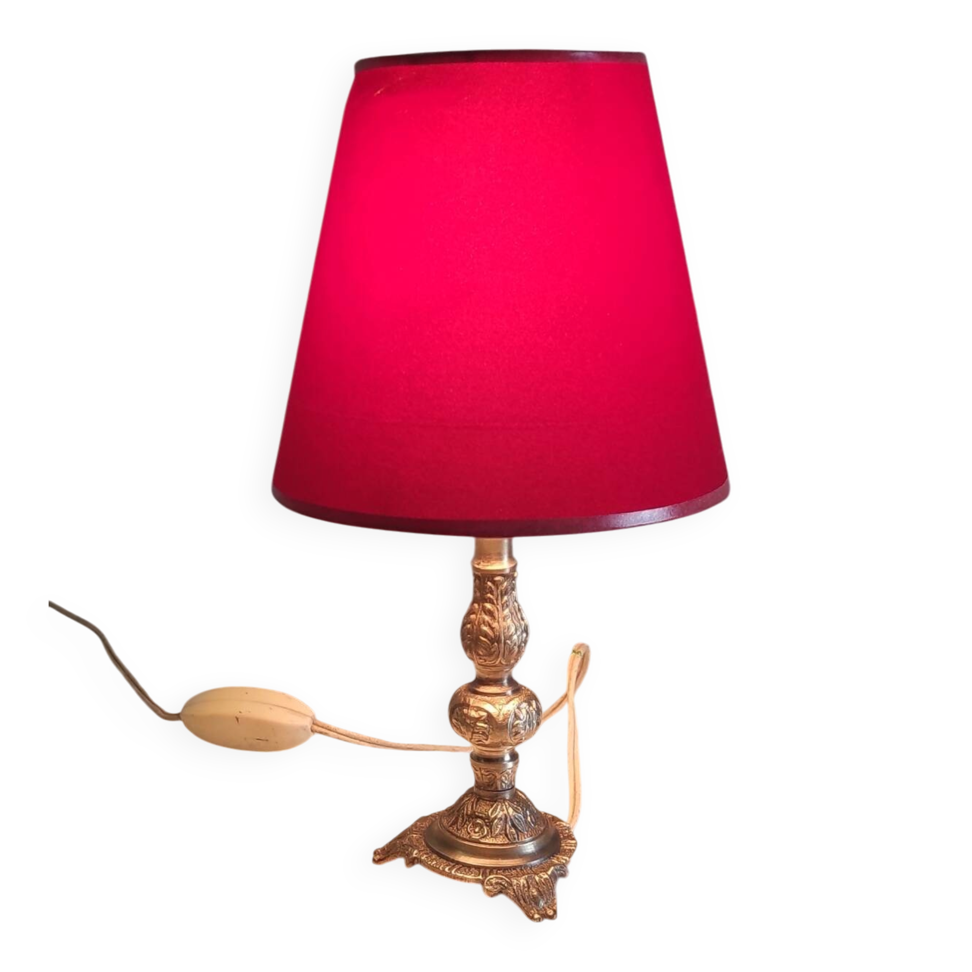 Table lamp in gilded brass and red velvet - mid 20th century.
