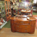 Art Deco hairdresser