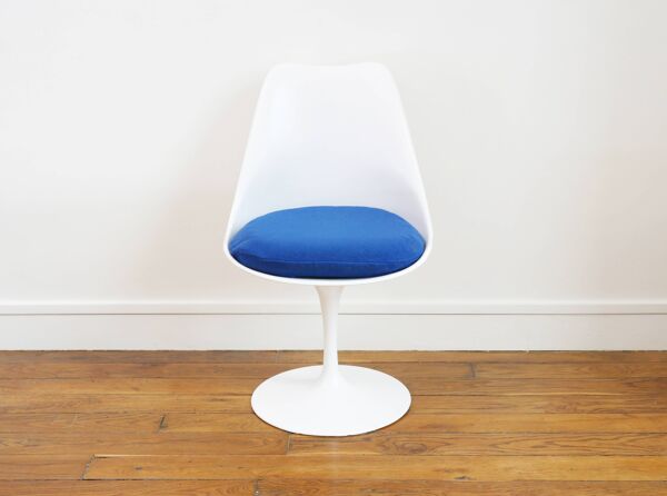 Chaise – tulipe - eero saarinen – knoll - entièrement restauré