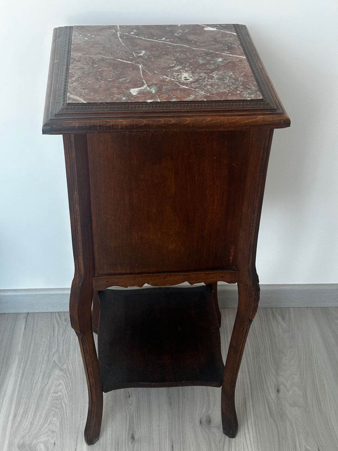 Nightstand / side table in wood and marble, late 19th century.