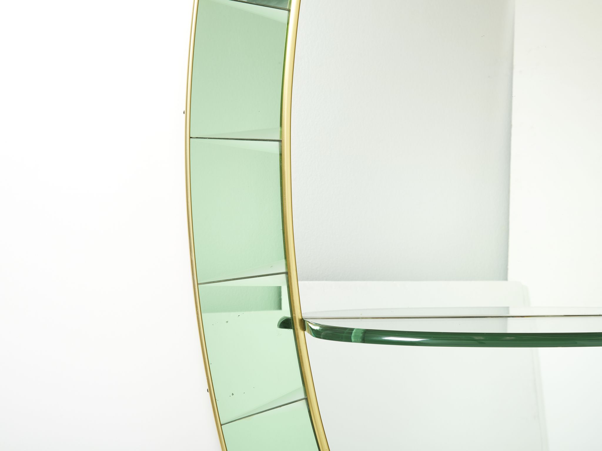 Large Italian mirror oval brass crystal green crystal of Cristal Arte 1950s 110x219cm