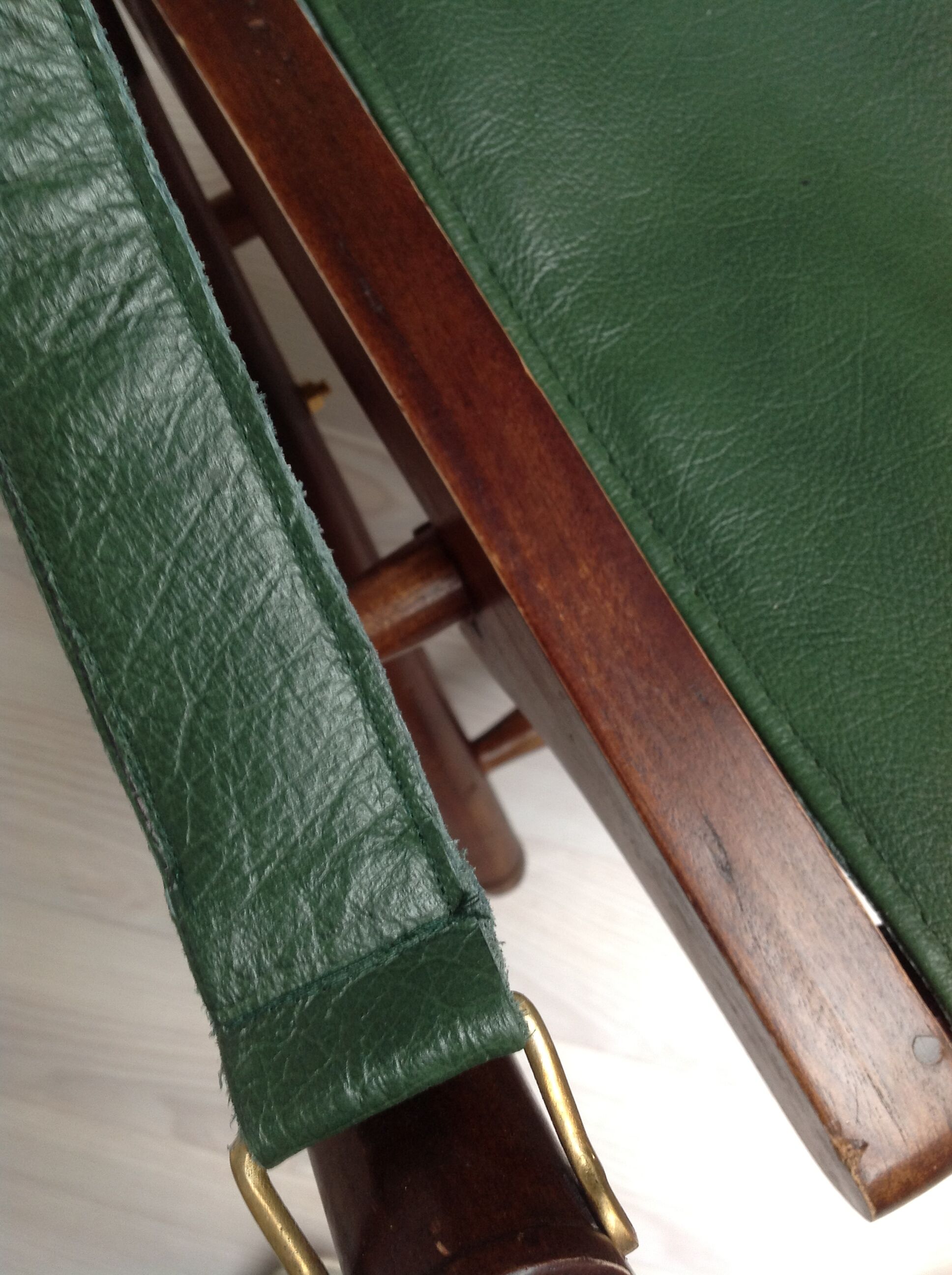 Fauteuil pliant ancien bambou et cuir
