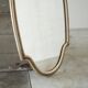Miroir mural néoclassique en bois milieu du siècle