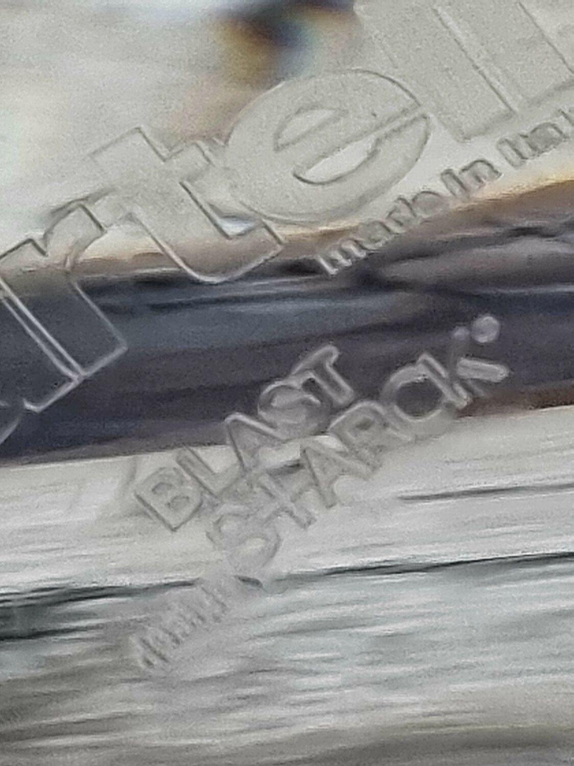 Blast coffee table design Philippe Starck, Kartell