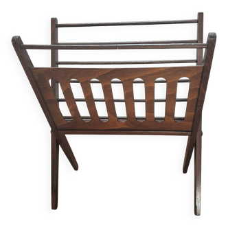 Porte revue en bois