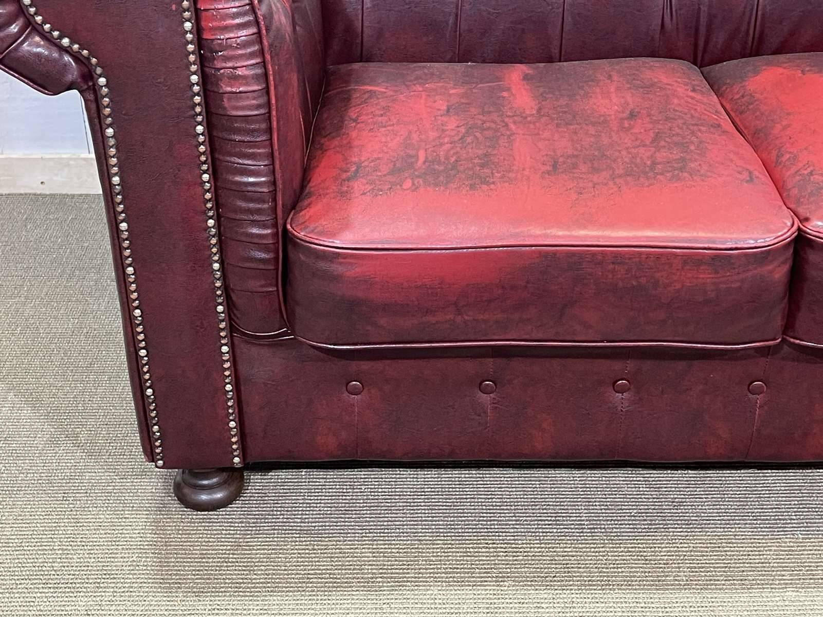 1980s Red 2-Seater Chesterfield Sofa