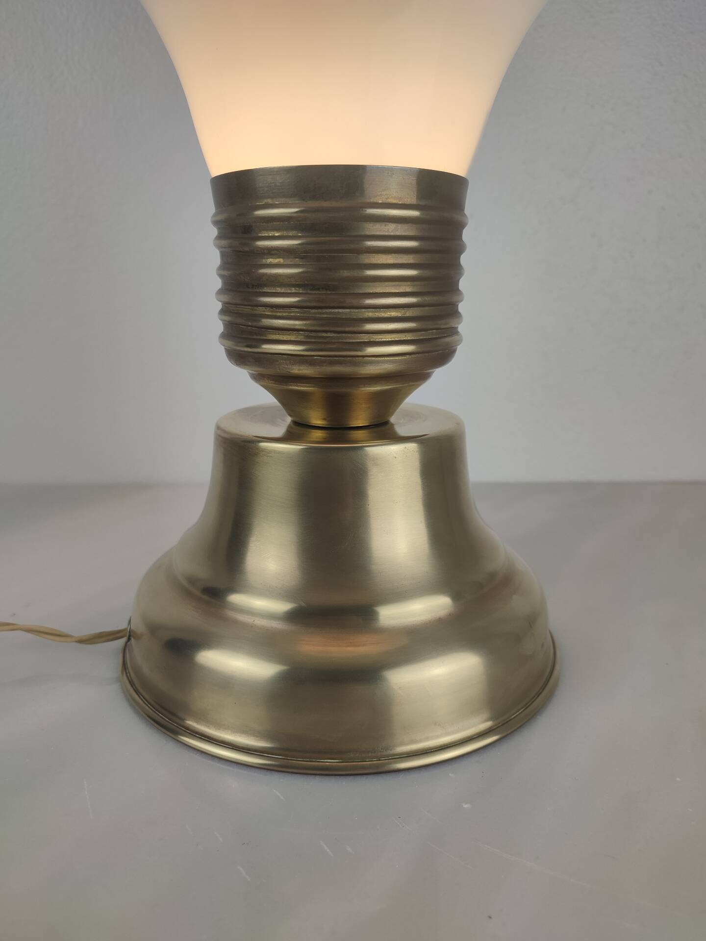 Table Lamp "Giant Bulb" – Vintage Pop Art & Space Age Design (Year)