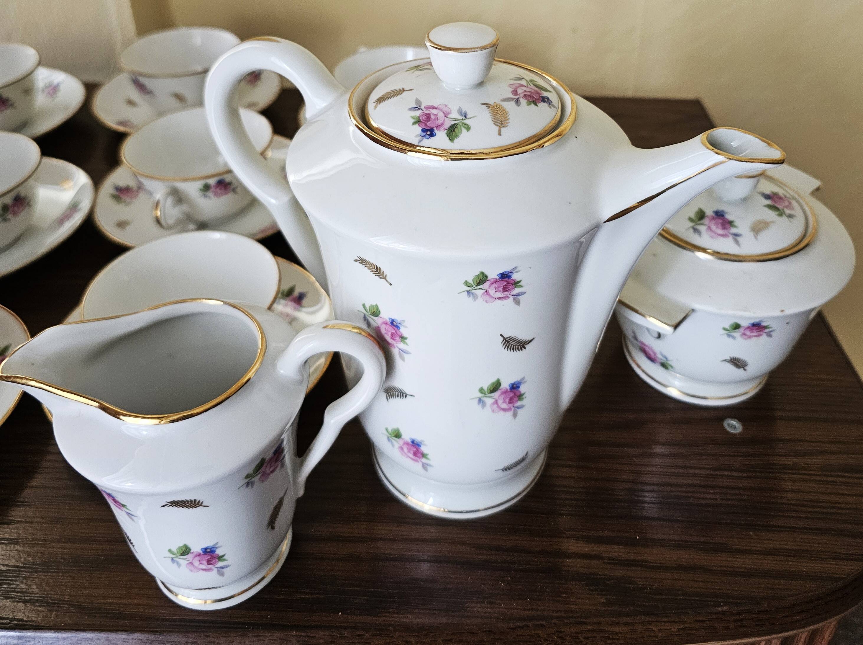 Tea or coffee service