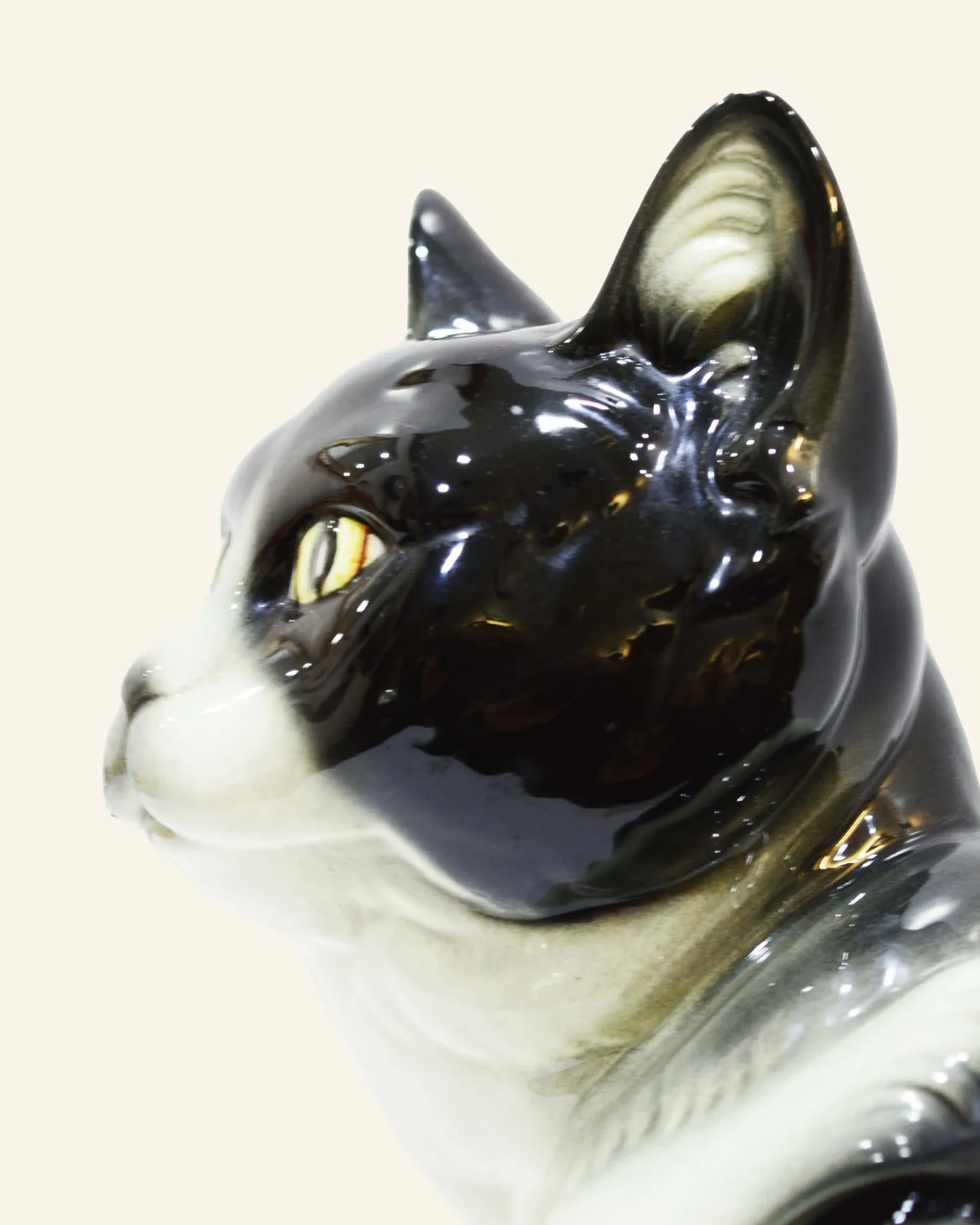 Black and white ceramic cat from Manises, 1960s