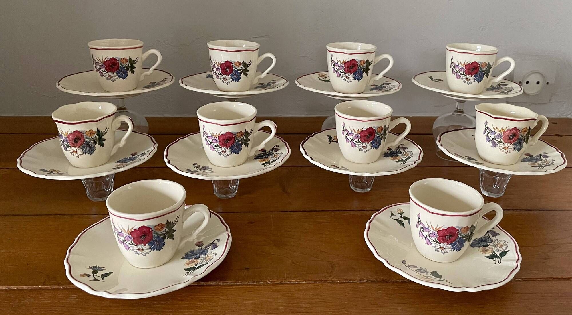 Antique coffee service in Sarreguemines earthenware.