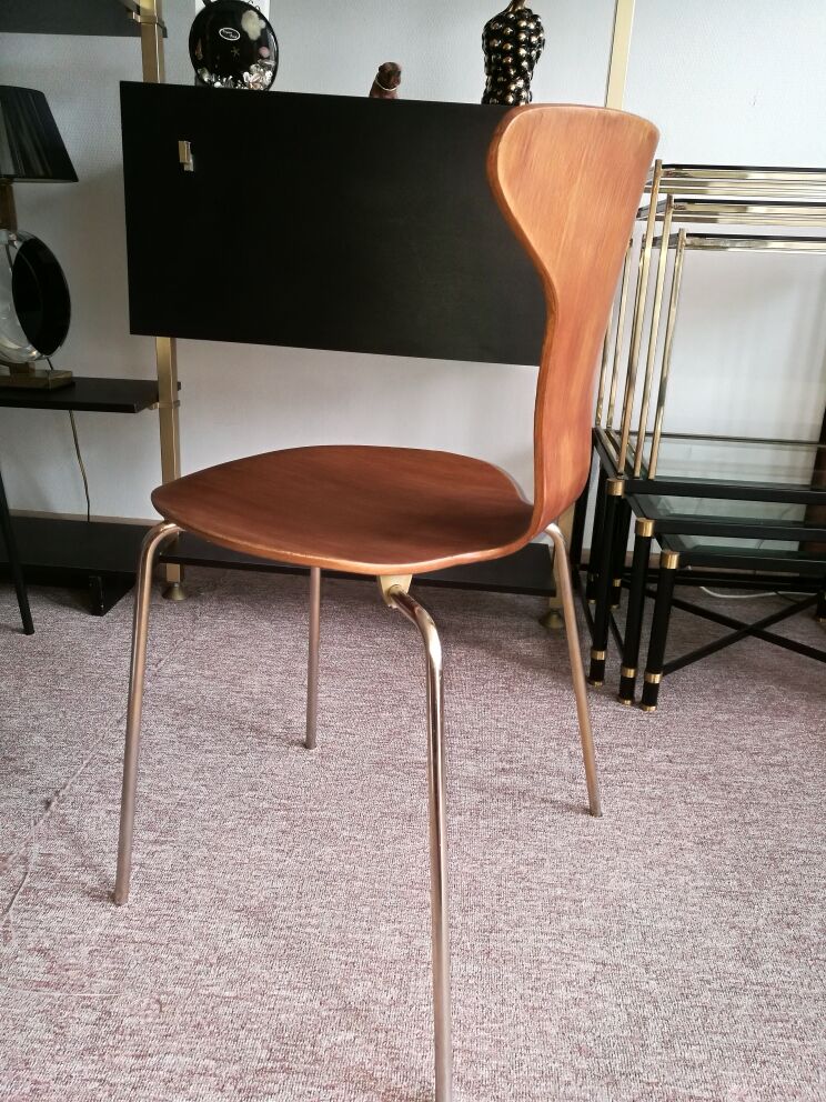 "Mosquito 3105" chair Arne Jacobsen