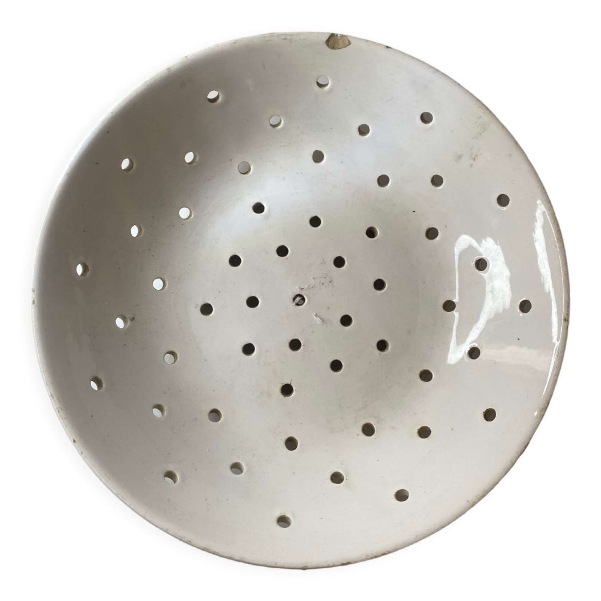 Porcelain strawberry strainer