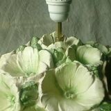 Lampe de salon a poser en ceramique bouquet de fleurs