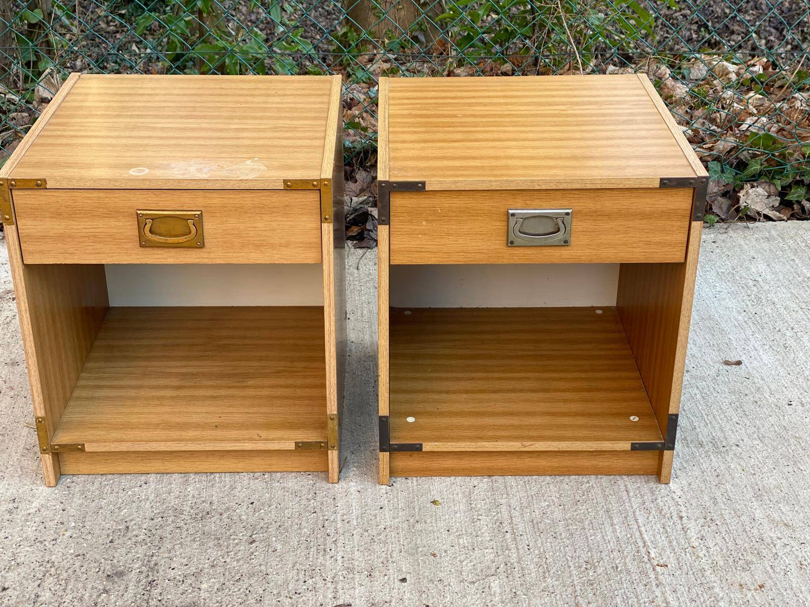 2 Scandinavian boat-style wooden bedside tables