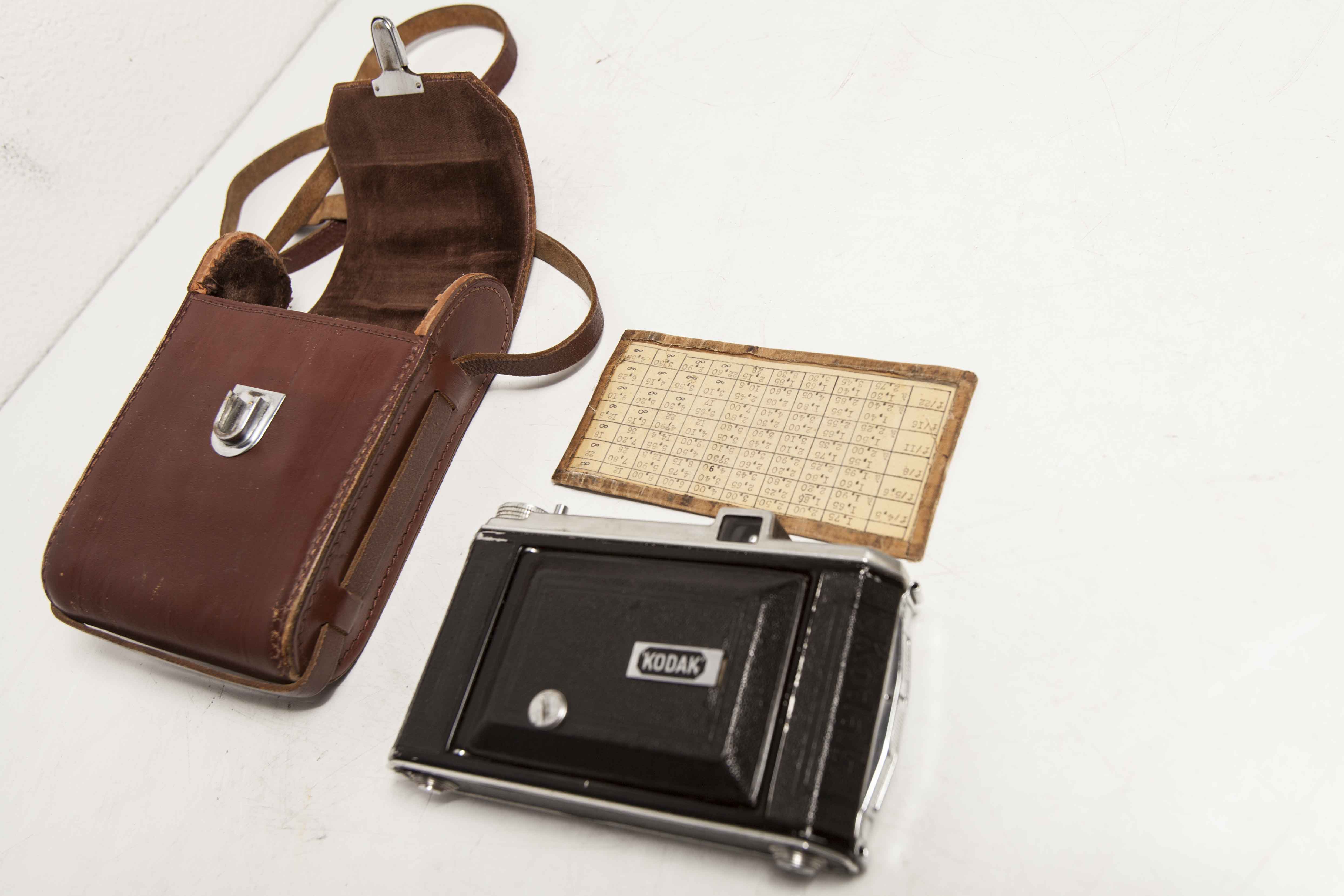 Camera Kodak Folding 620 bellows leather 1950