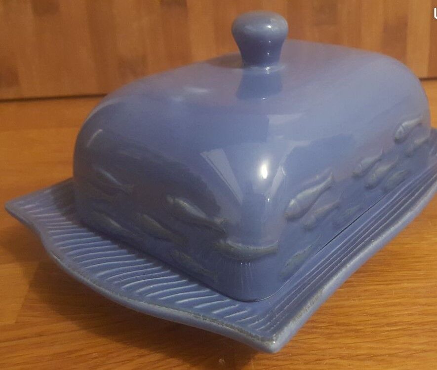 Butter maker in blue ceramic fish pattern