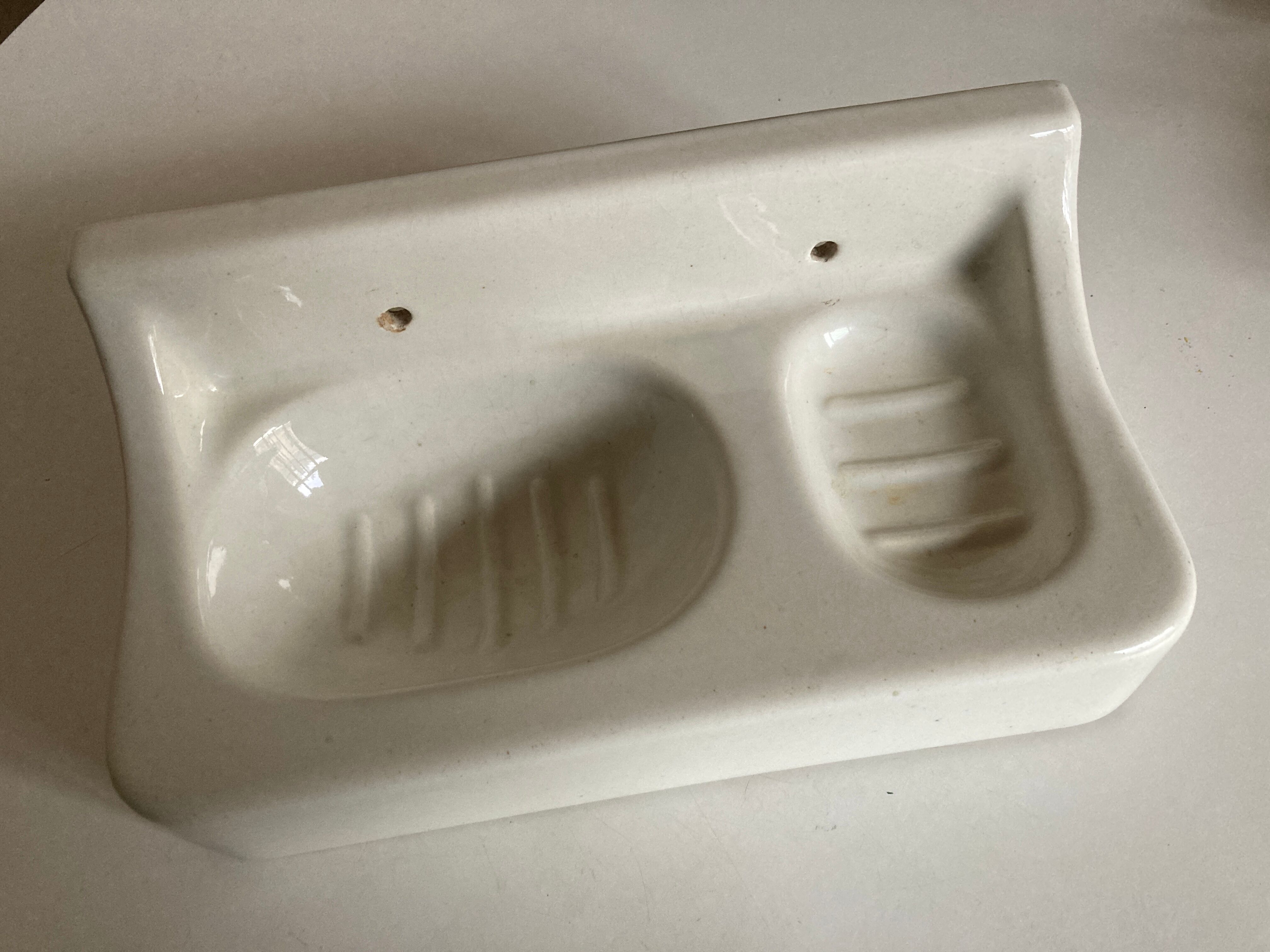 Bathroom door art deco ceramic soap holder