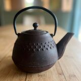 Japanese cast iron teapot 1 liter