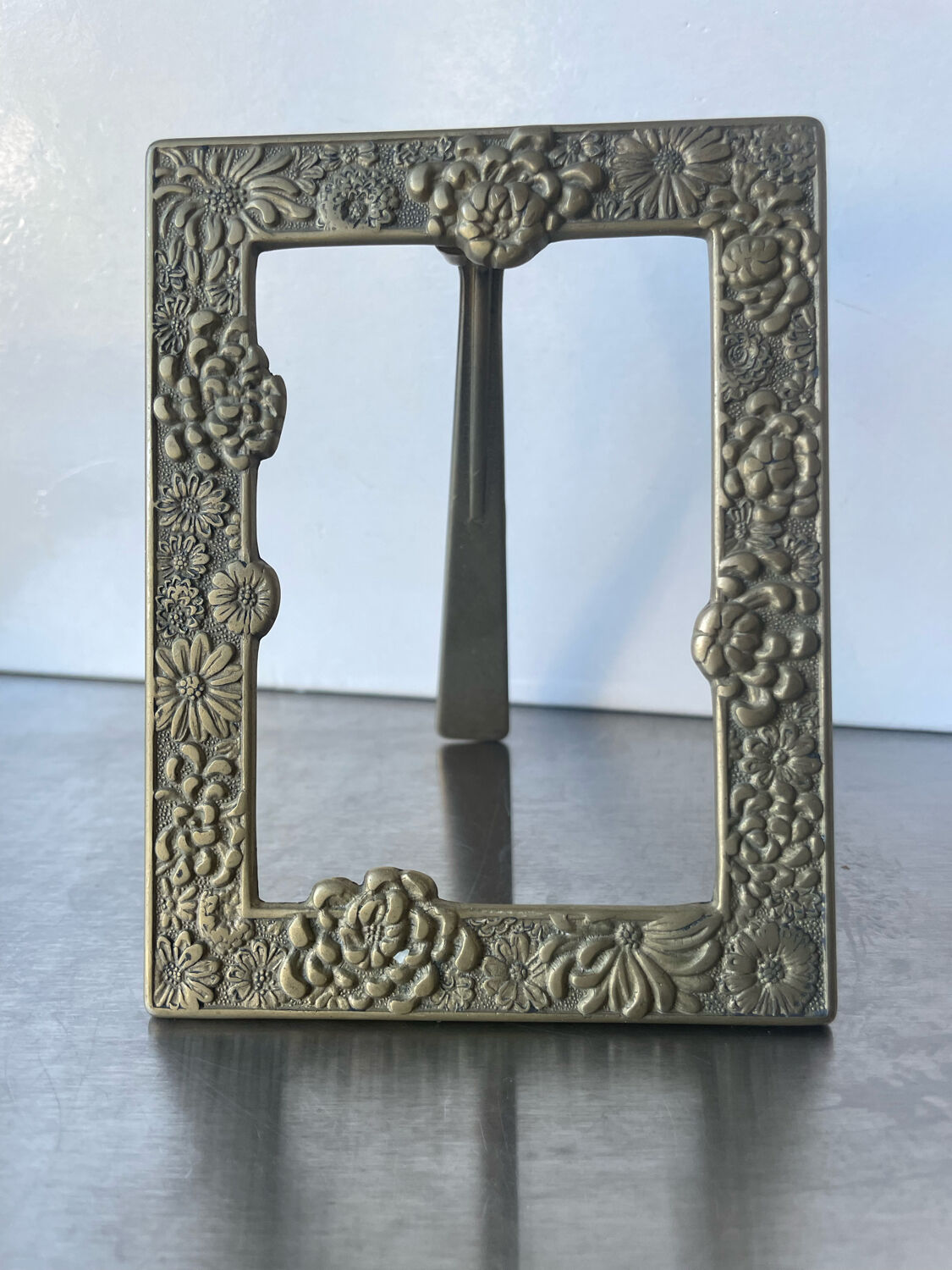 Antique Japanese Bronze Metal frame  13.5 cm x 10.5cm
