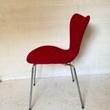 Pink chair 3107 by Arne Jacobsen