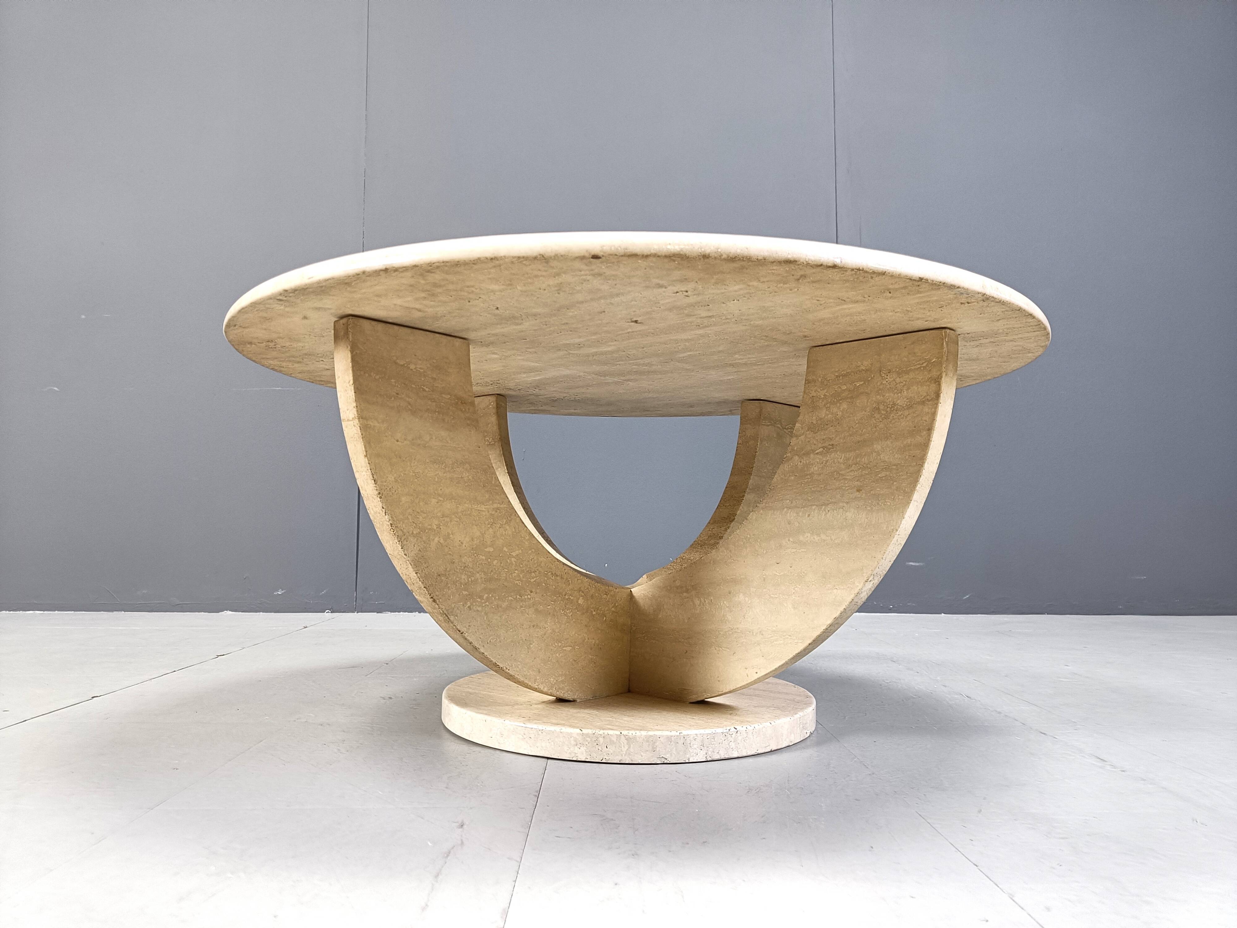 Vintage round ravertine coffee table, 1970s