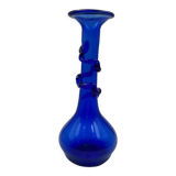 Vase en verre bleu