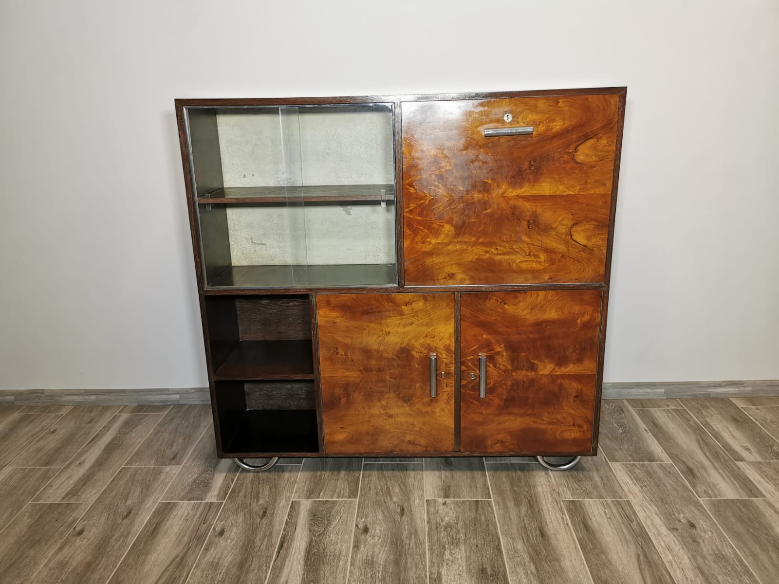 Secretaire par Hynek Gottwald