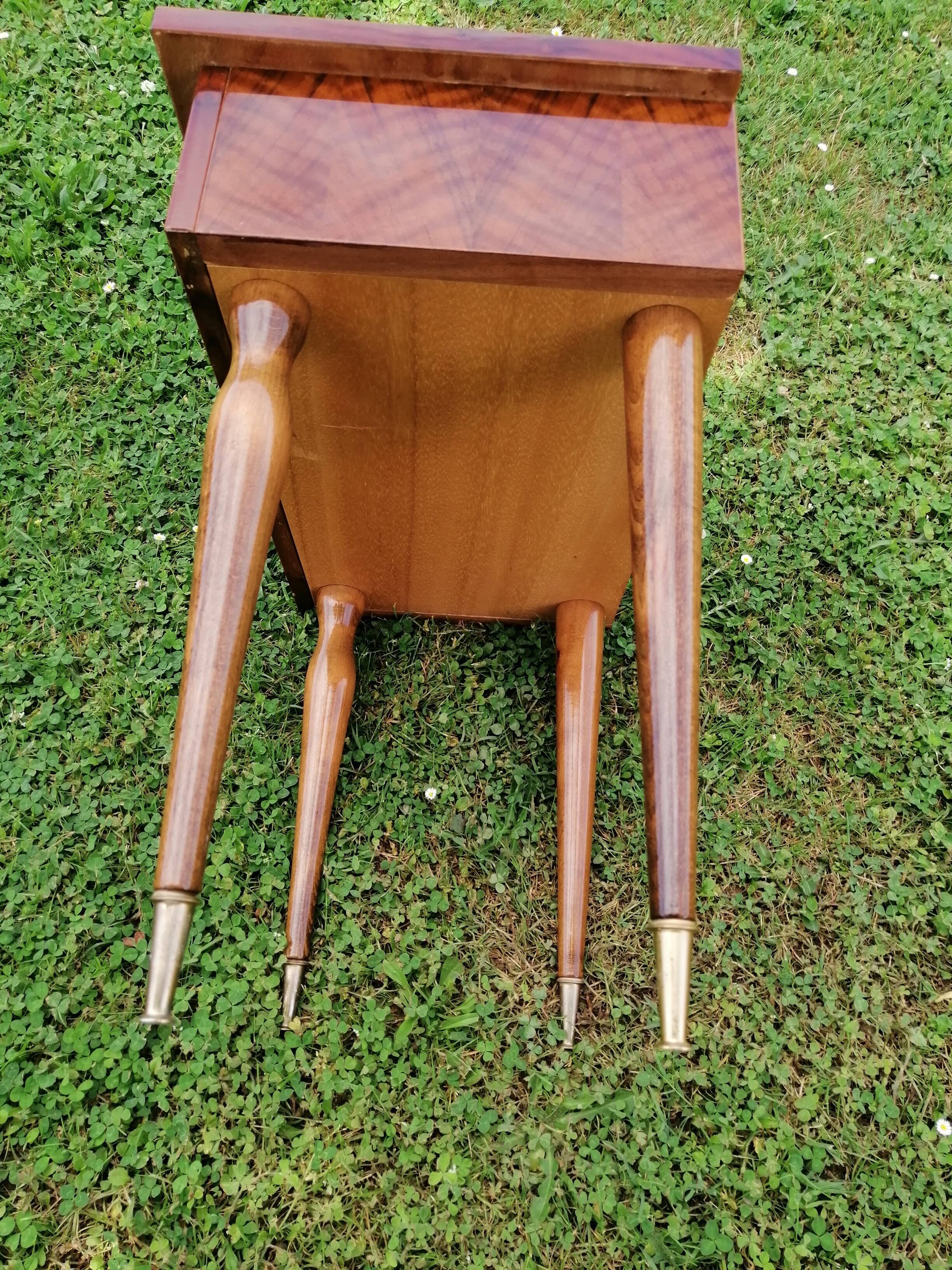 Paire de tables de chevet