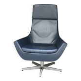 Scandinavian armchair swedese in leather (1970s). very good condition.