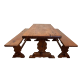 Farmhouse table and its 2 benches