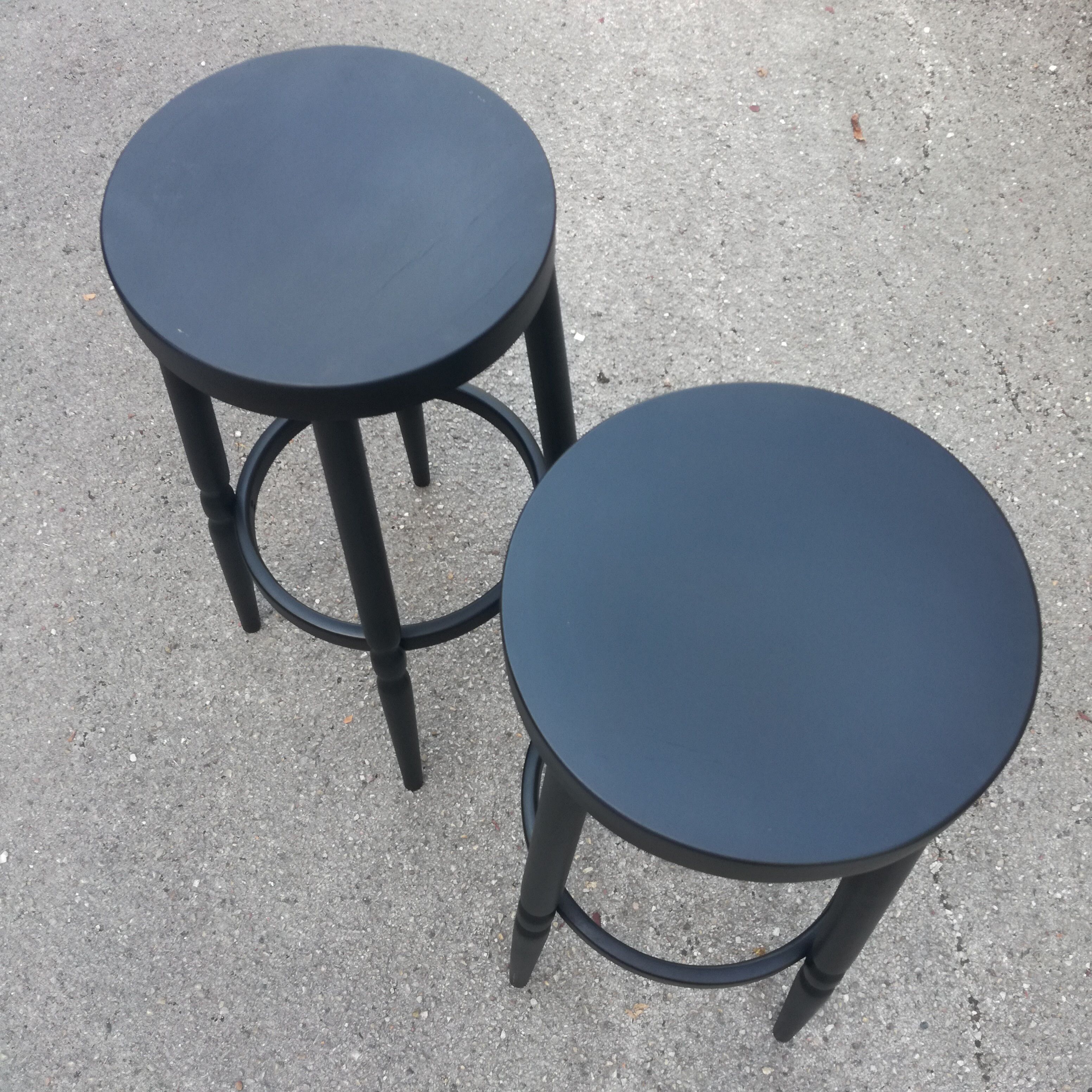 Tabourets peints en noir, set de 2