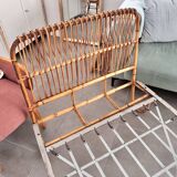 Lit enfant en rotin vintage