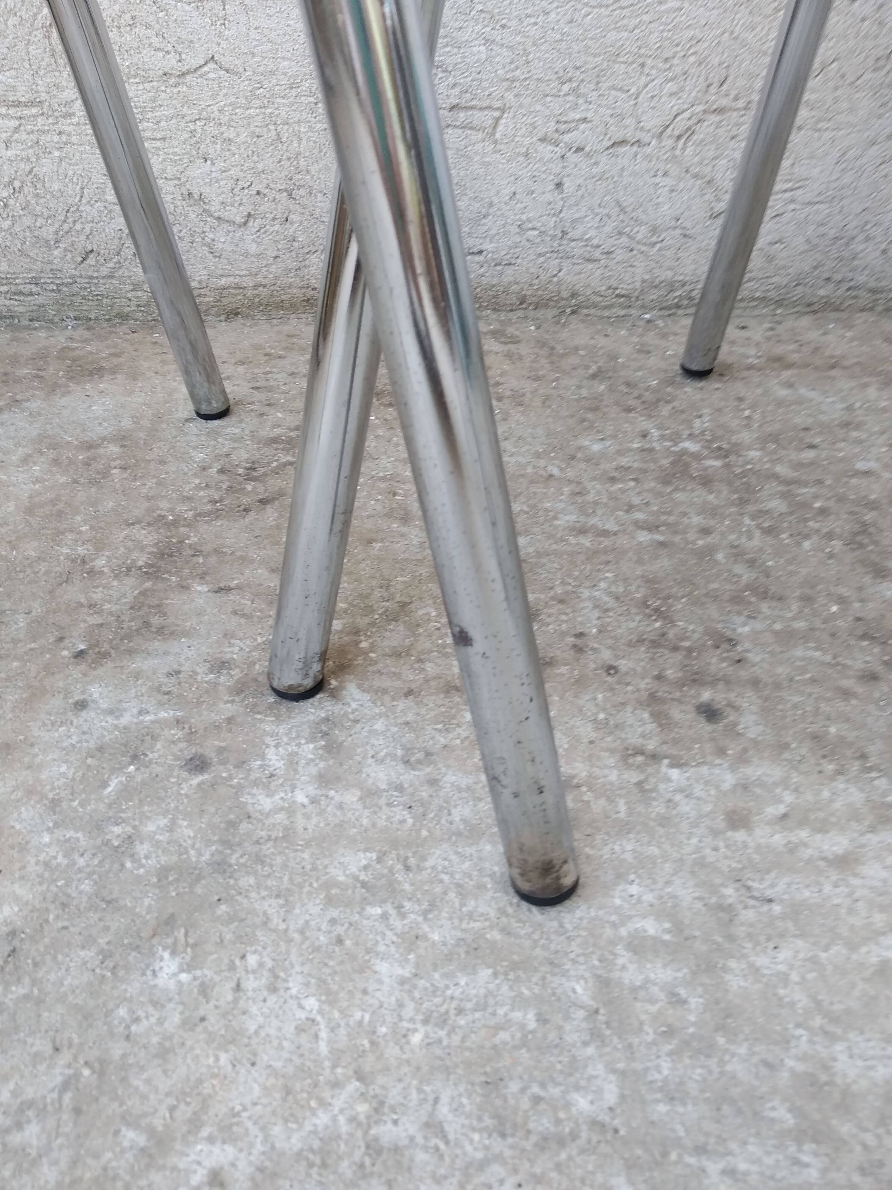Set of 3 Formica chairs