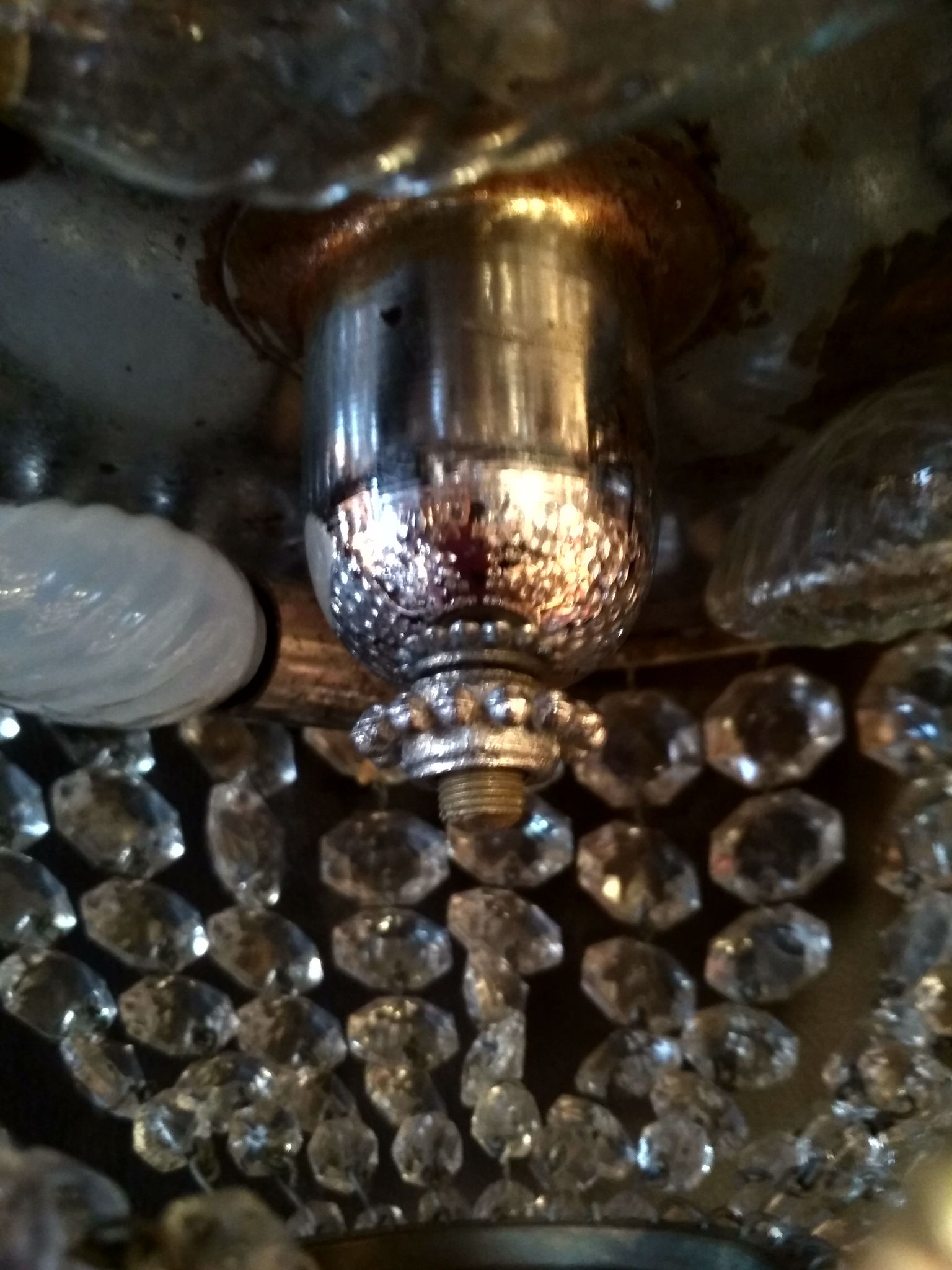 Lustre doré à Pampilles en cristal, plafonnier montgolfière XXème
