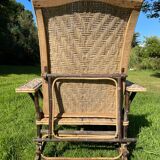Braided wicker chaise longue, rattan and chestnut