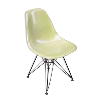 Chair design Charles and Ray Eames Herman Miller foot Eiffel edition DSR