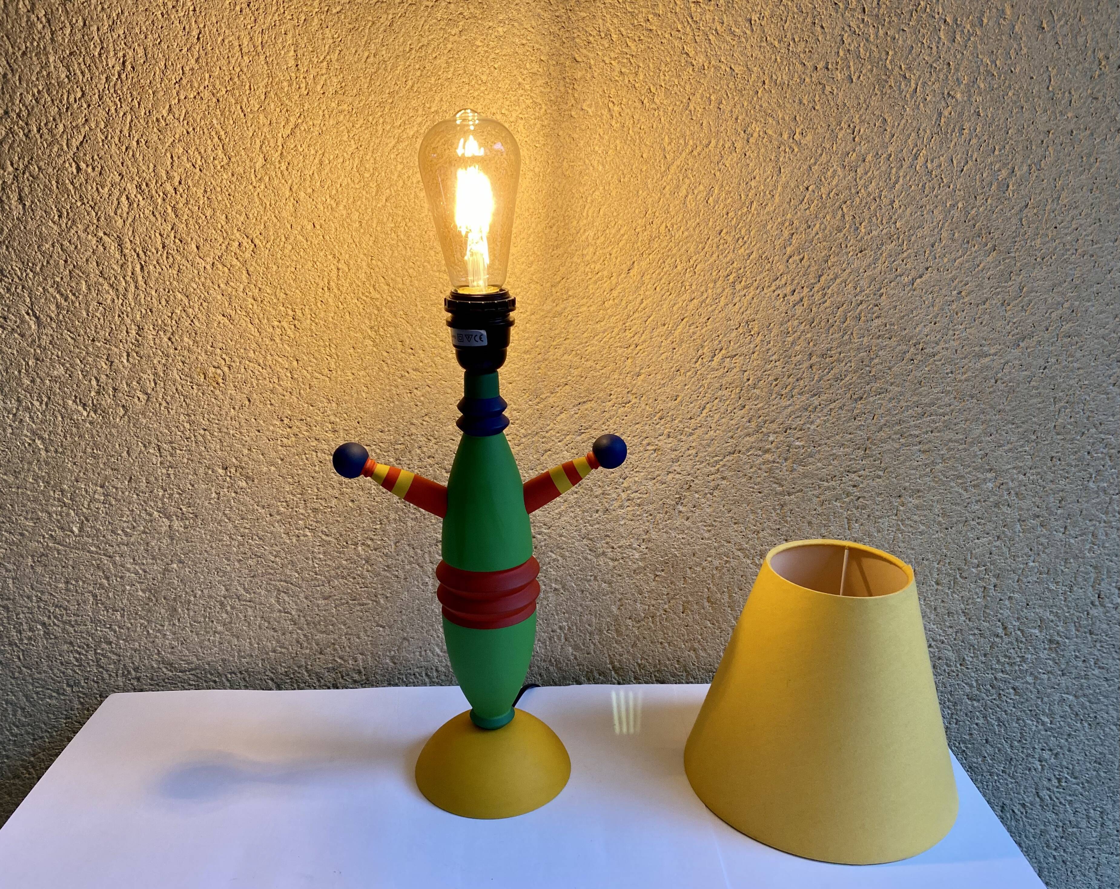 Lampe de table Totem design Olivier Vilatte vintage années 80 Memphis style