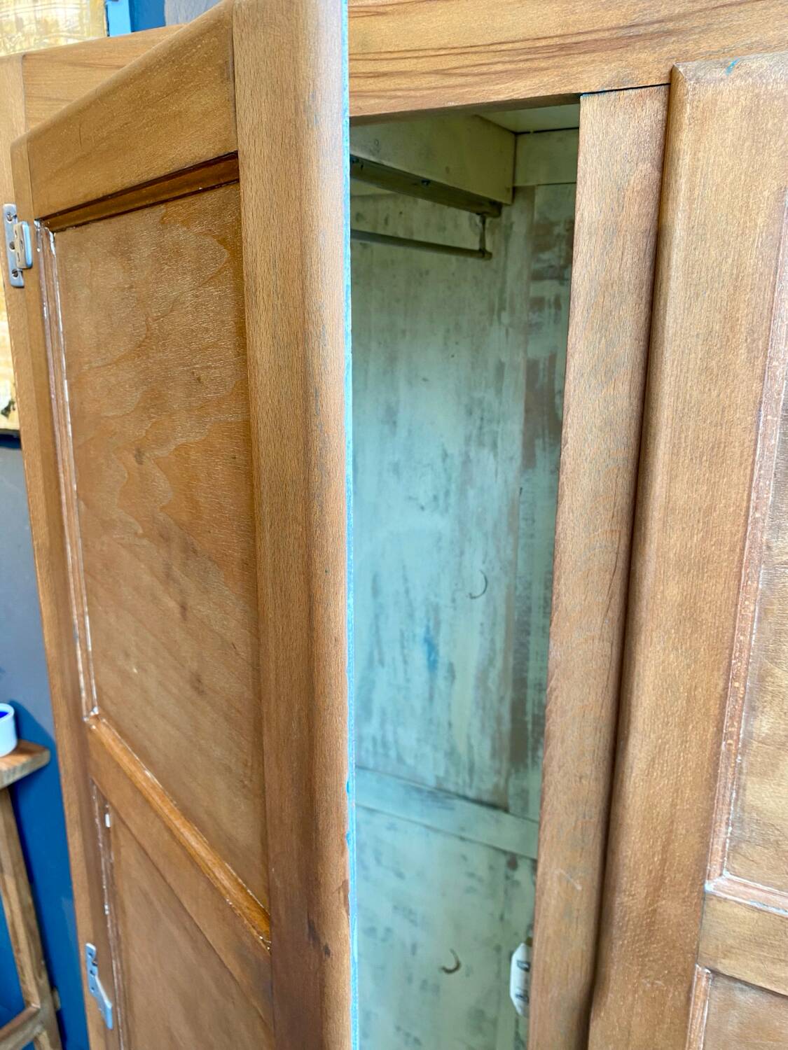 Armoire bois massif Art Déco