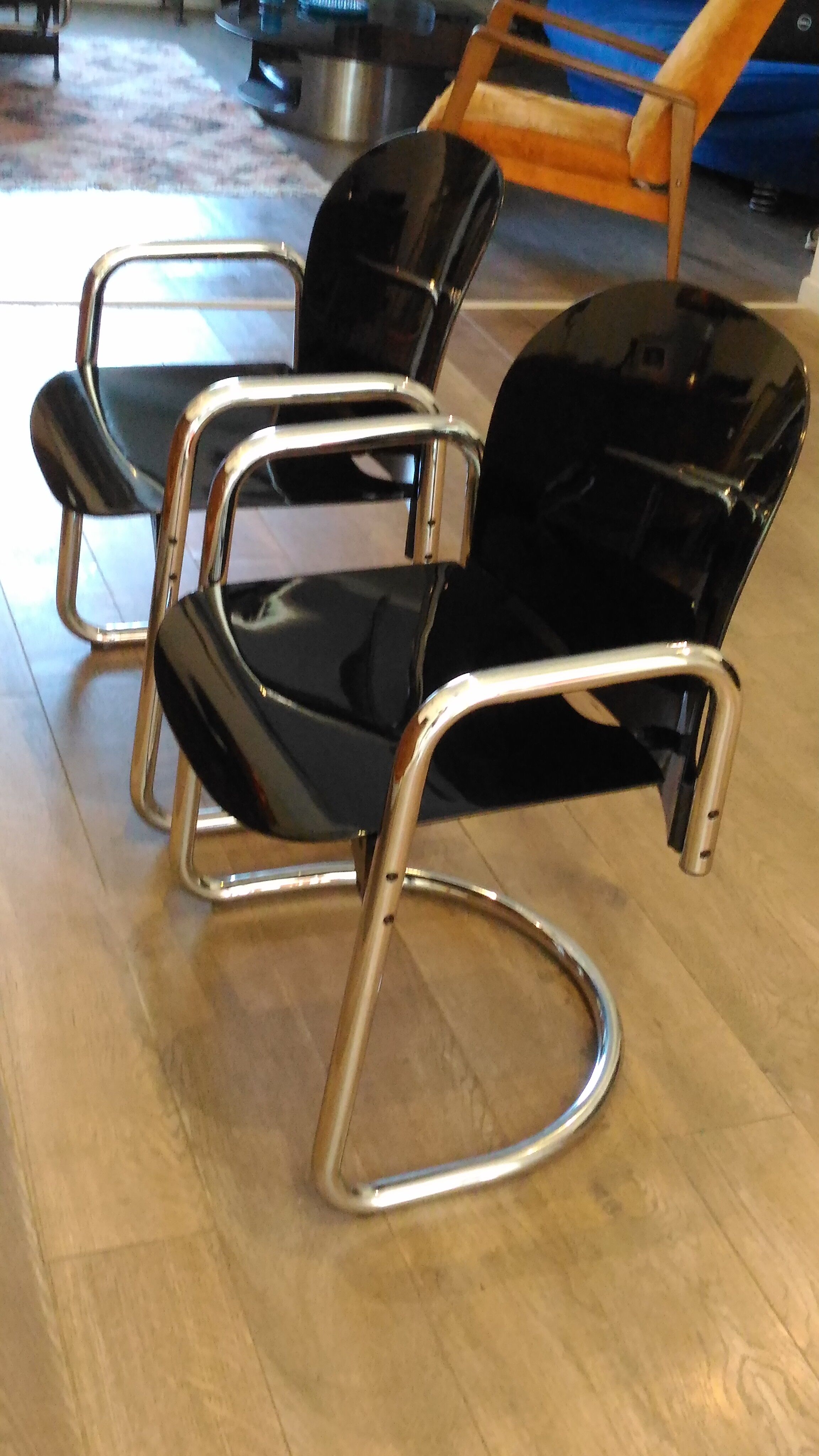 Pair of chairs "Dialogo" by Afra and Tobia Scarpa for BB ITALIA 1970