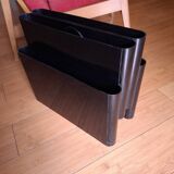 Kartell magazine rack from the 70s, designed by Giotto Stoppino