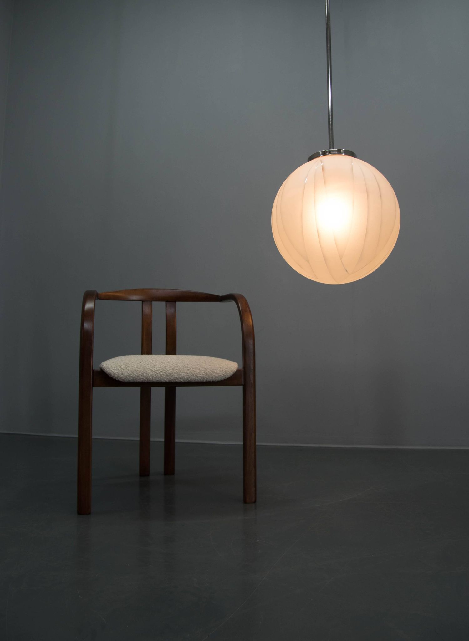 Suspension Art Déco XXL, années 1930