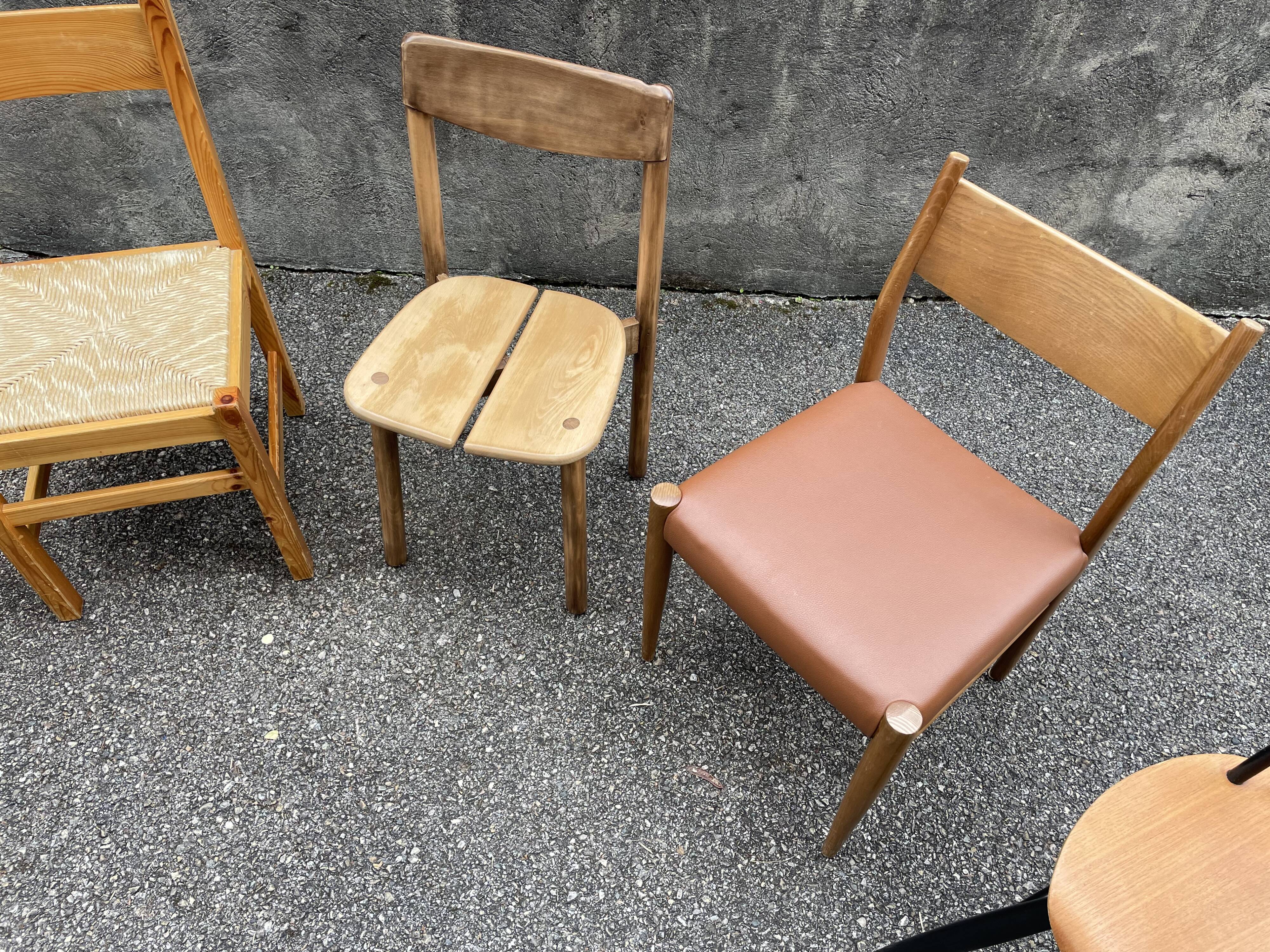 Series of 6 mismatched vintage chairs
