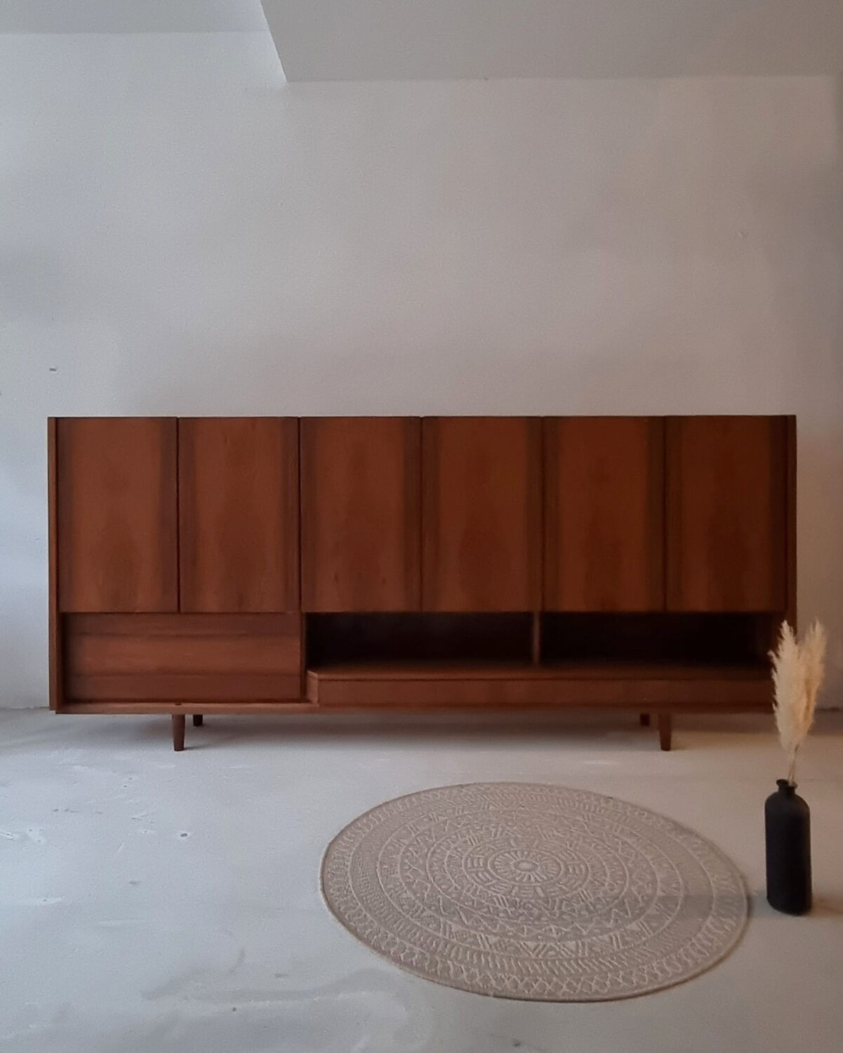 Tableau central du milieu du siècle