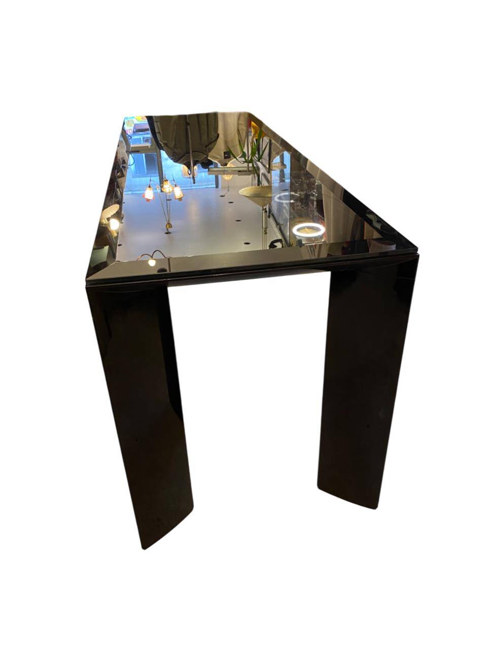 Mid Table / Console - Lacquered aluminium and black tinted glass - Italian design
