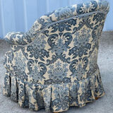 Toad armchair