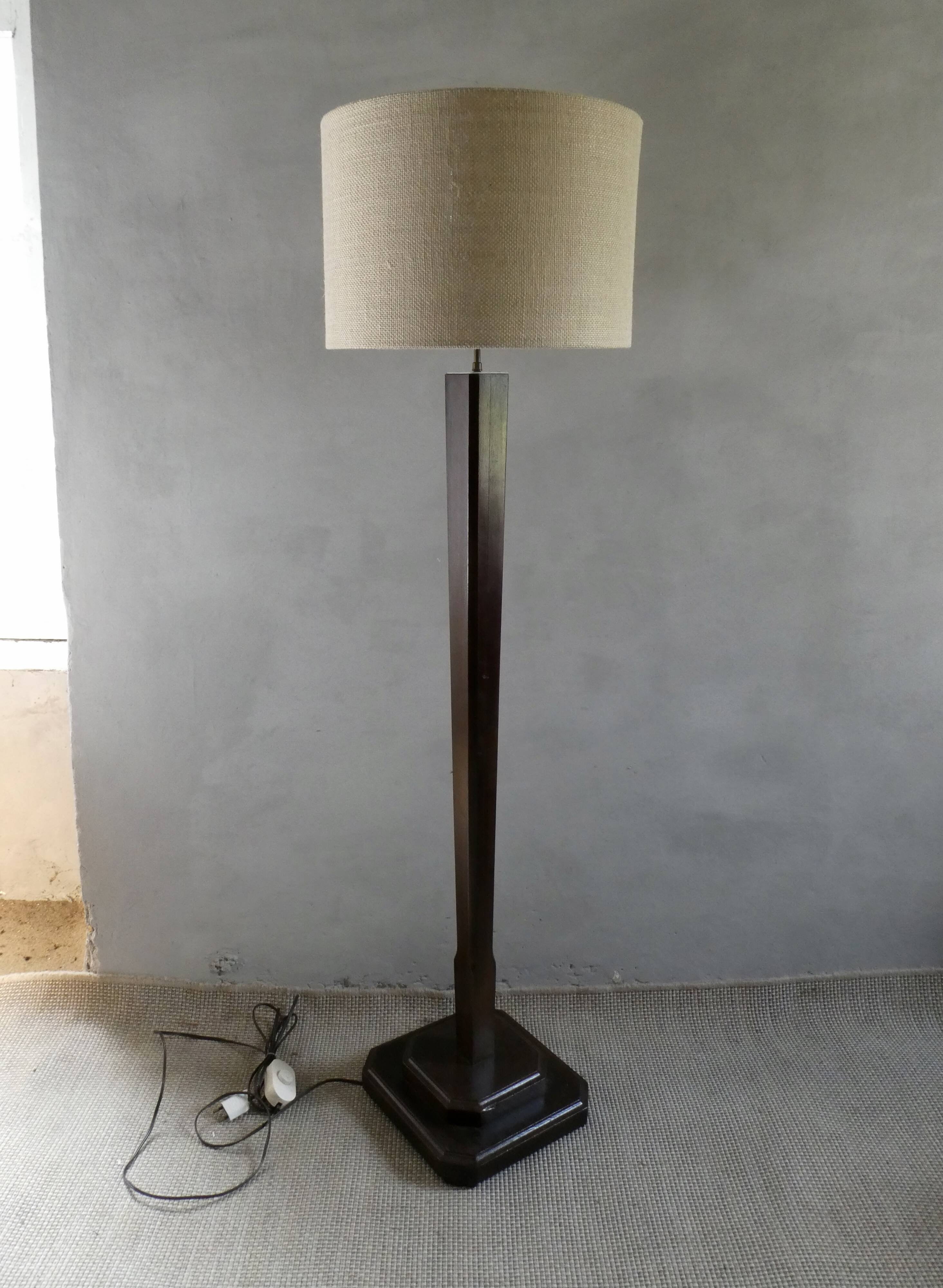 Lampadaire Art Deco en chêne
