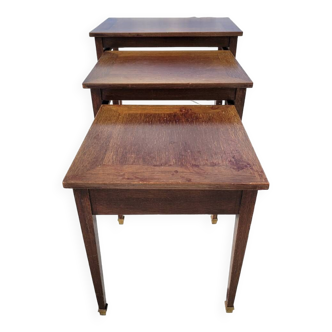 Set of 3 wooden nesting tables and brass legs