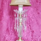 Column table lamp with tassels